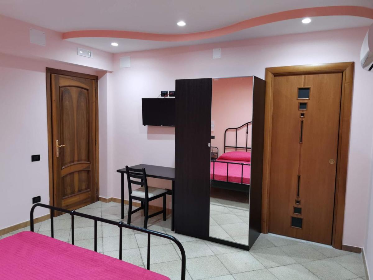 Bed And Breakfast Picentia 19 Pontecagnano Bagian luar foto